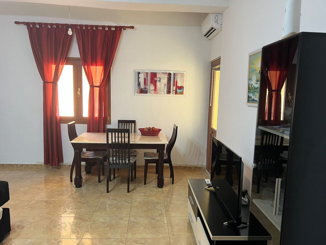 JEPET ME QİRA APARTAMENT 2+1+1 NE ZONEN E 21 DHJETORIT!