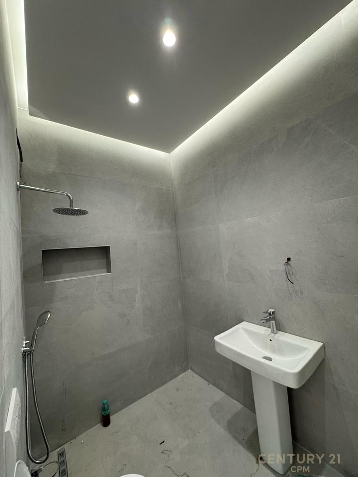 ONLY RESIDENCE HENKE OPPOSITE AMERICAN 3 WE RENT OFFICE / BUSINESS SPACE