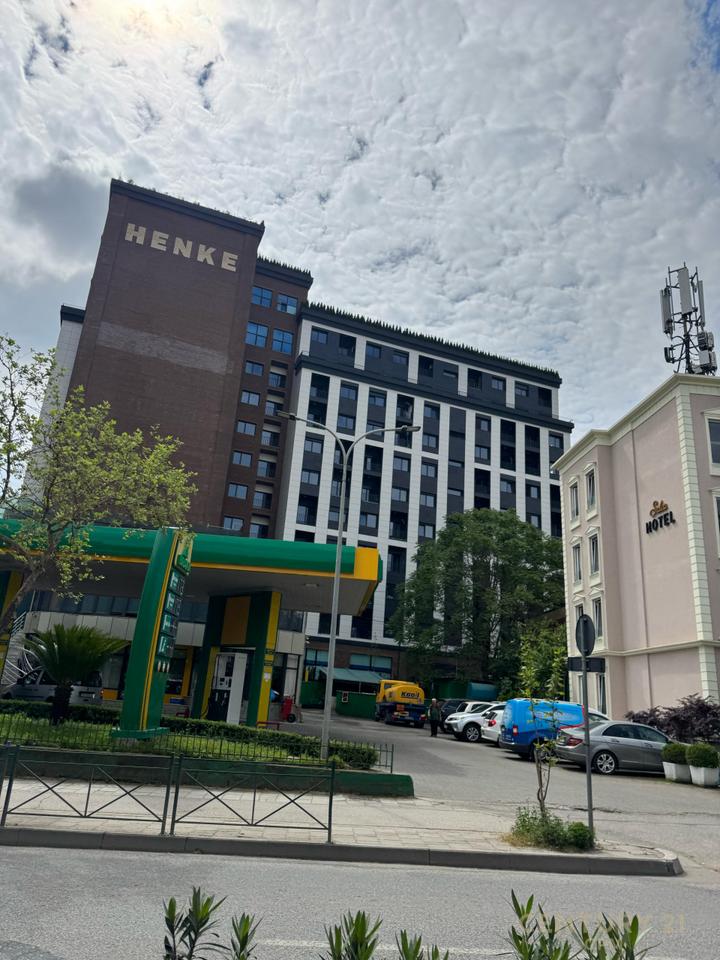ONLY RESIDENCE HENKE OPPOSITE AMERICAN 3 WE RENT OFFICE / BUSINESS SPACE