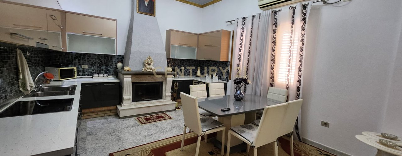 Appartamento 2+1 in affitto nel centro di Durrës!
