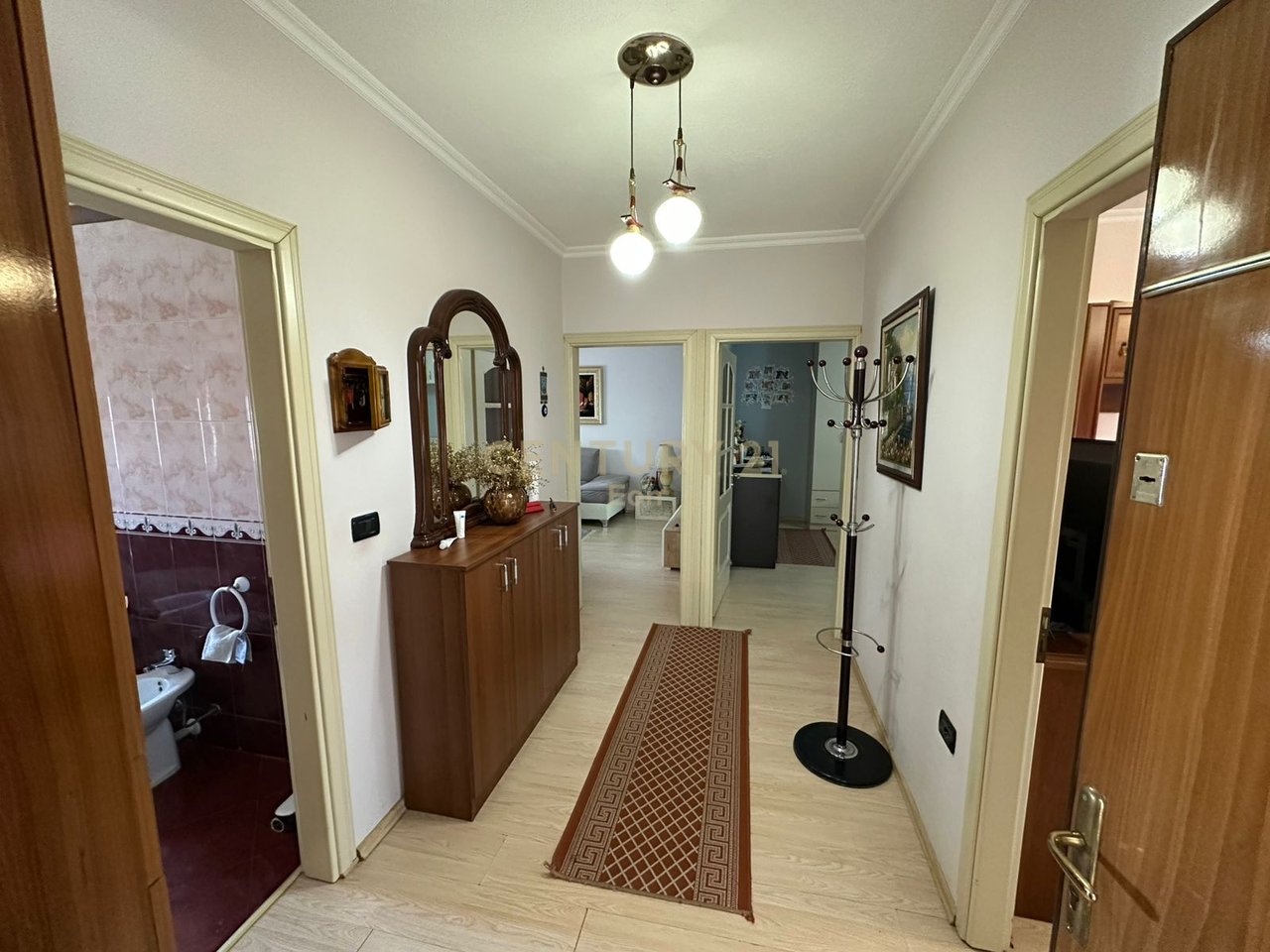 APPARTAMENTO 2+1 IN AFFITTO A DURAZZO NEL QUARTIERE 16 VICINO ALL'ASILO SOROS!
