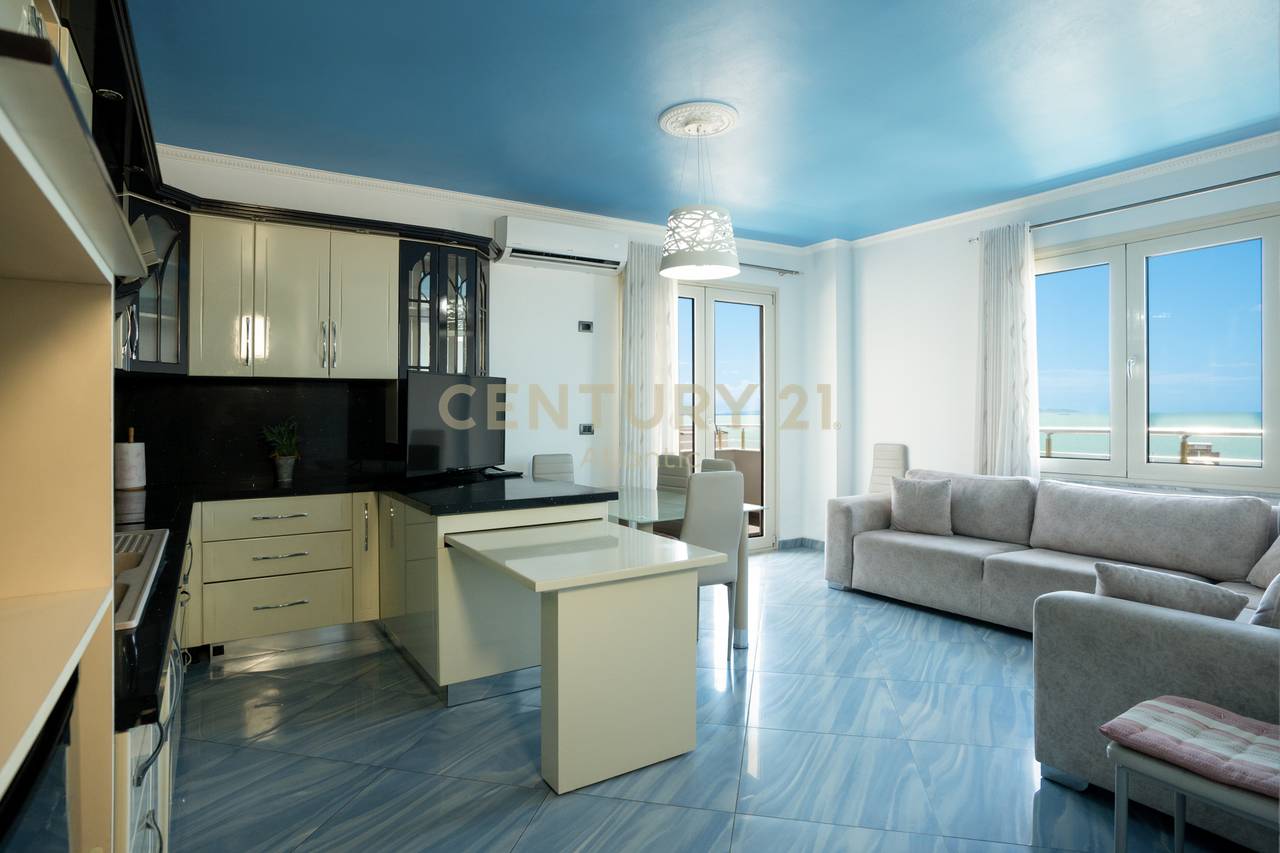 Apartament 2+1 Shitet në Plazh Hekurudha, Durrës