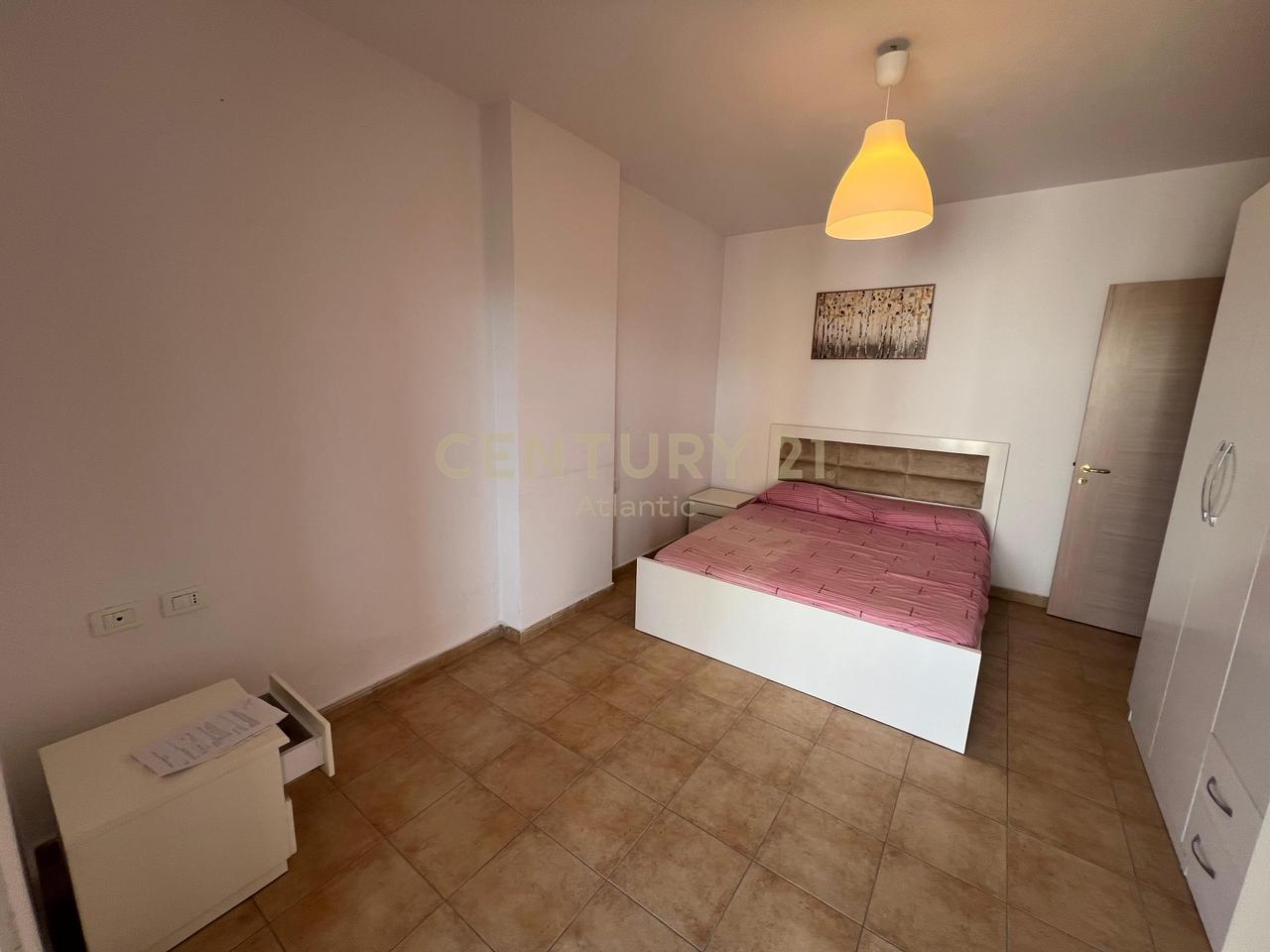 APPARTAMENTO 1+1 IN VENDITA CON CUCINA SEPARATA + VERANDA NEL COMPLESSO PLEPA ROTONDO!