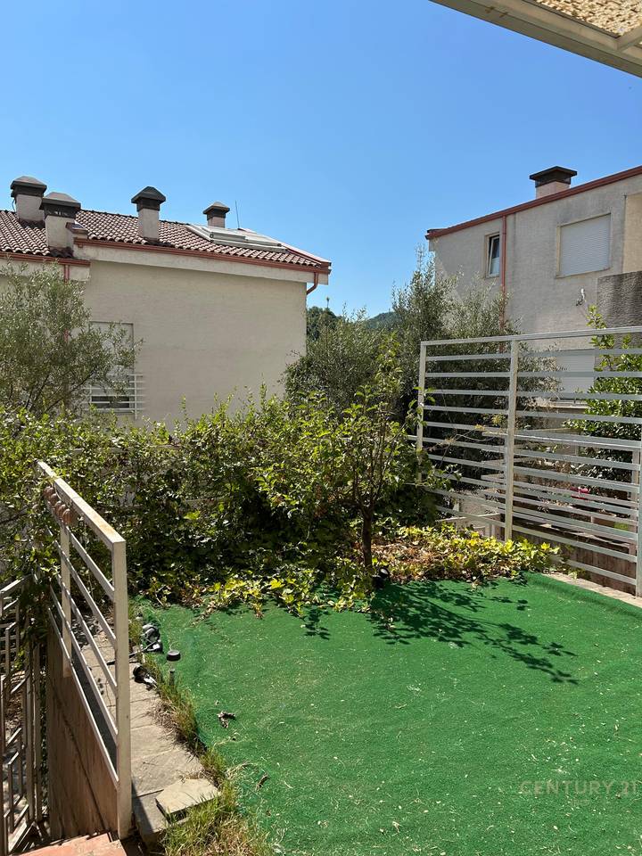 DUPLEX IN AFFITTO 2+1+2+ LAVANDERIA, RESIDENZA 'KODRA E DIELLIT 2'.