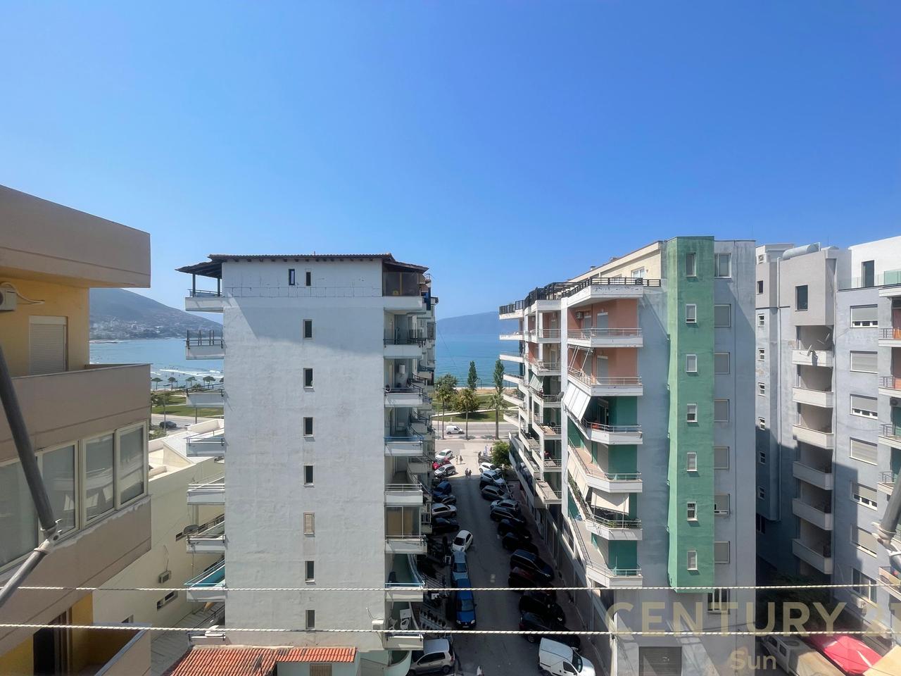APPARTAMENTO 1+1 IN AFFITTO SUL LUNGOMARE DI VLORE!