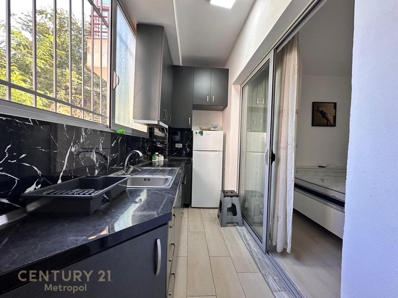 Apartment 2+1 with mortgage, 2 parking spaces, in Shkoze.