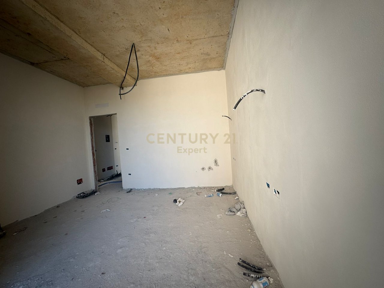 APPARTAMENTO 2+1 IN AFFITTO AL PIANO 11 DELL'EDIFICIO EXPOZITA!