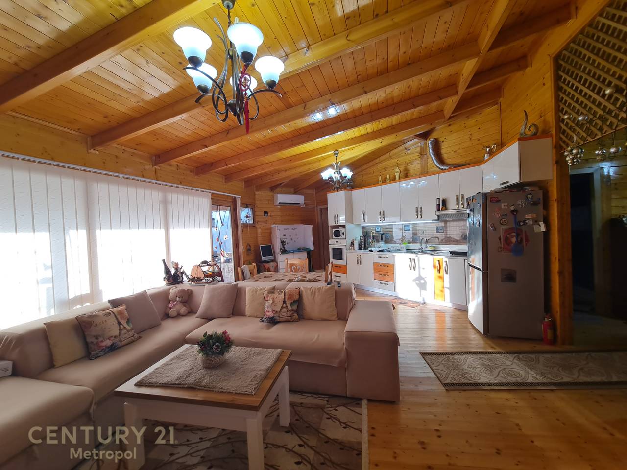 CASA PRIVATA IN VENDITA CON TERRENO DI 1600m - DAIAS!