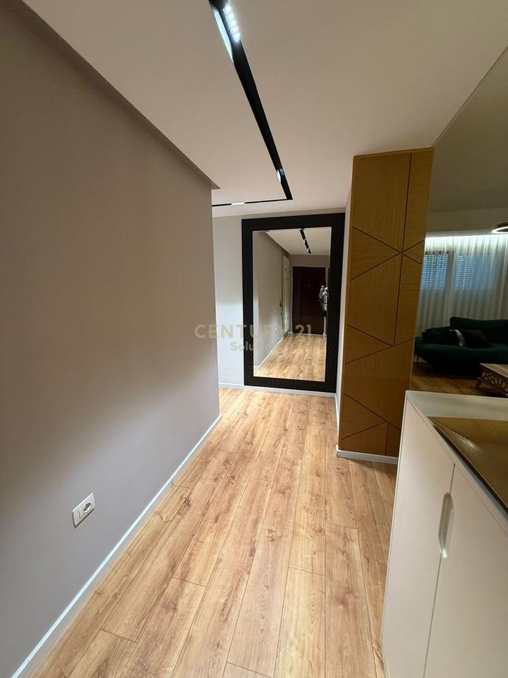 FOR RENT SUPER APARTMENT 2+1+2 PARKING SPACE AT STAR COMPLEX!
