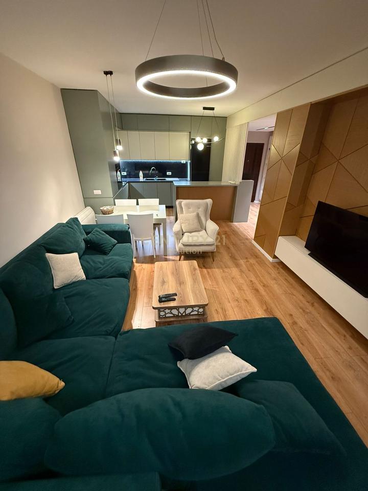 FOR RENT SUPER APARTMENT 2+1+2 PARKING SPACE AT STAR COMPLEX!