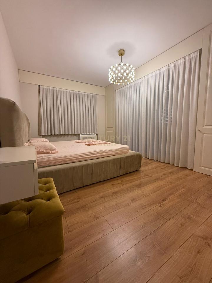 FOR RENT SUPER APARTMENT 2+1+2 PARKING SPACE AT STAR COMPLEX!