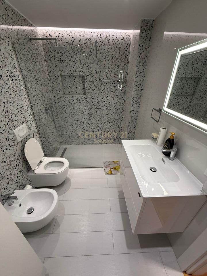 FOR RENT SUPER APARTMENT 2+1+2 PARKING SPACE AT STAR COMPLEX!