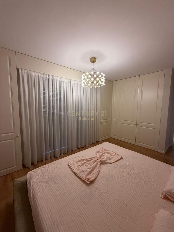 FOR RENT SUPER APARTMENT 2+1+2 PARKING SPACE AT STAR COMPLEX!