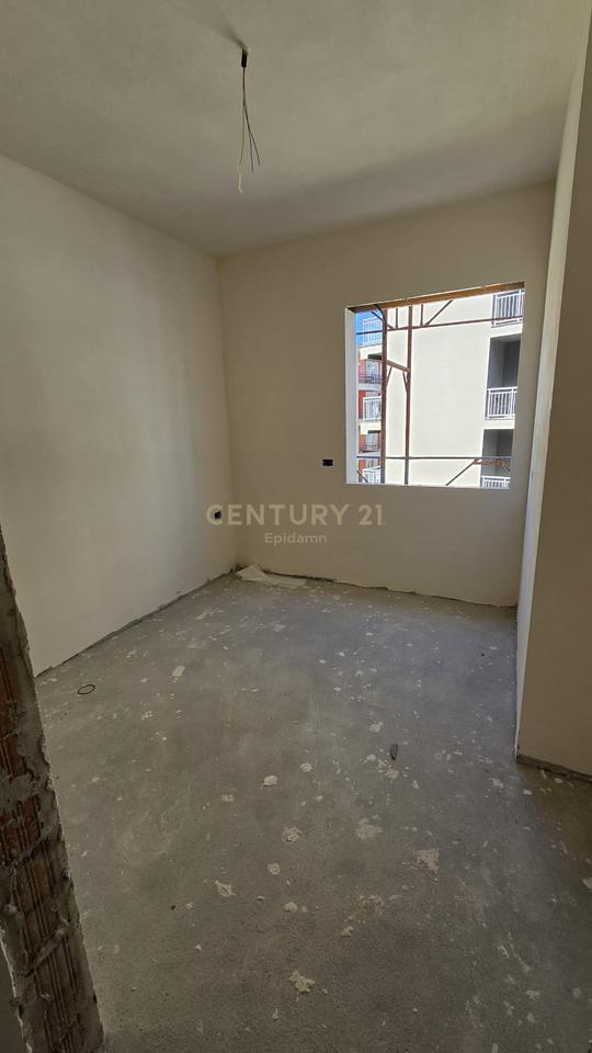 Apartment 2+1 For Sale in West Coast Residence – Only 350m from the Sea