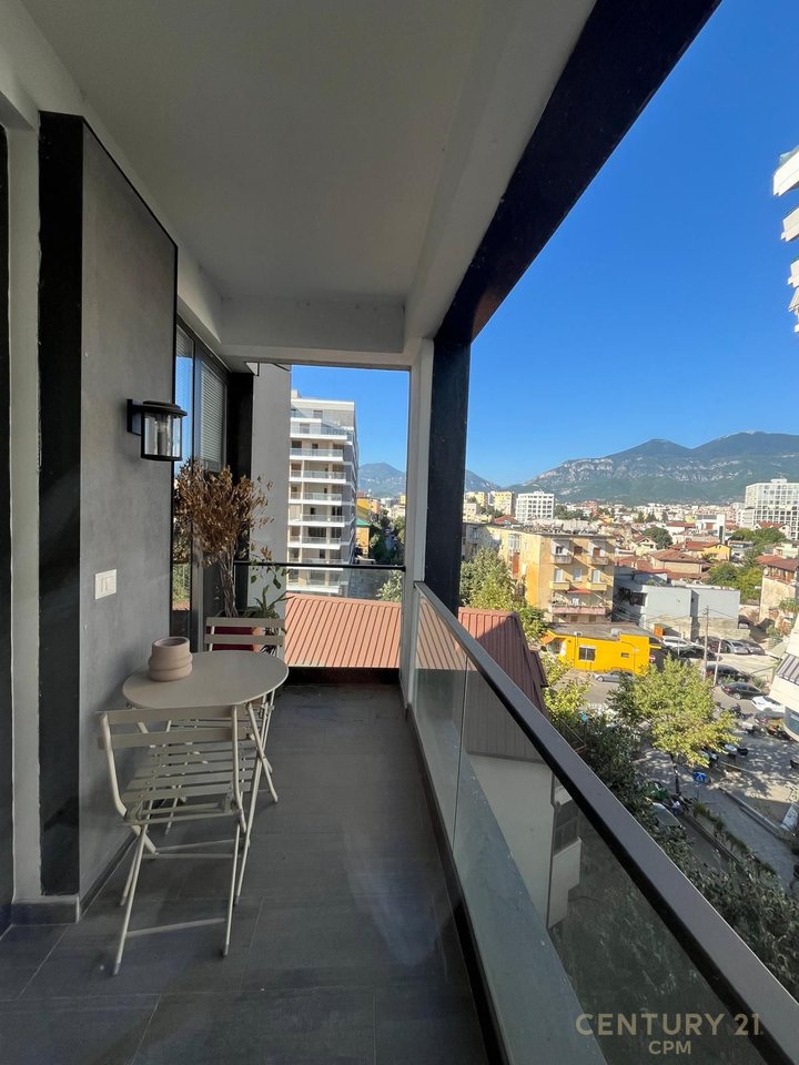 2+1 APARTMENT WITH PARKING SPACE AT VILA GOLD!
