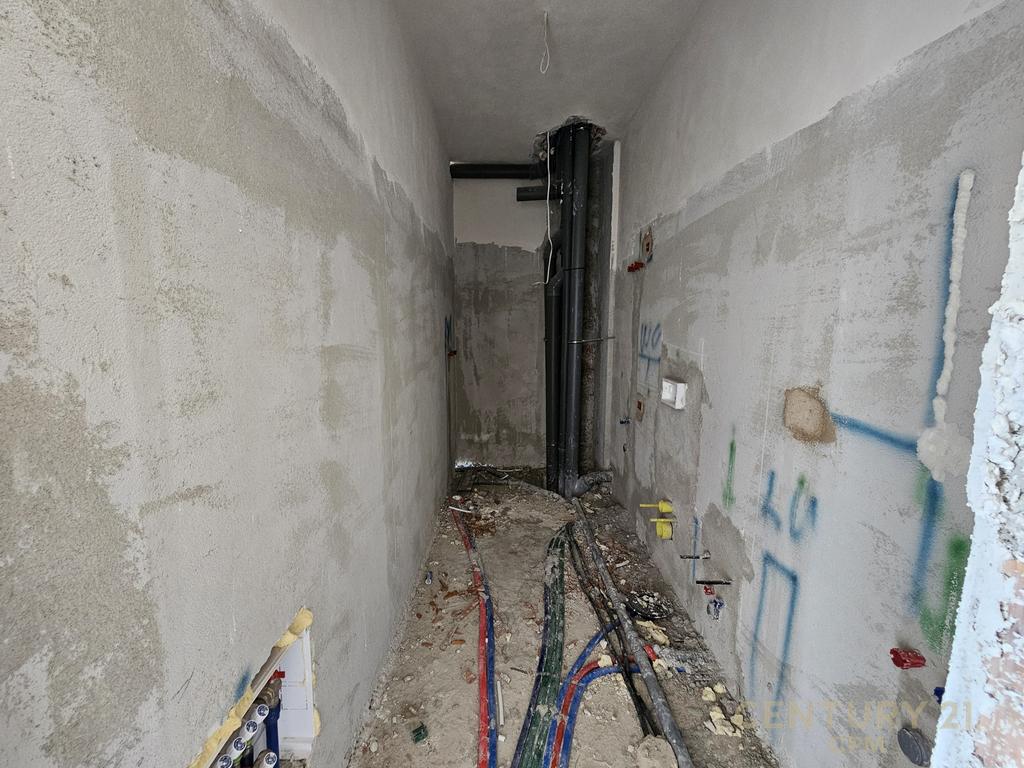 Apartment 2+1+2 for sale on Jordan Misja Street - €160,000 | 102.41 m²