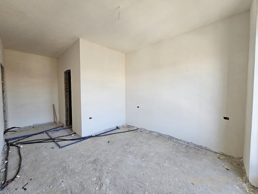 Apartment 2+1+2 for sale on Jordan Misja Street - €160,000 | 102.41 m²