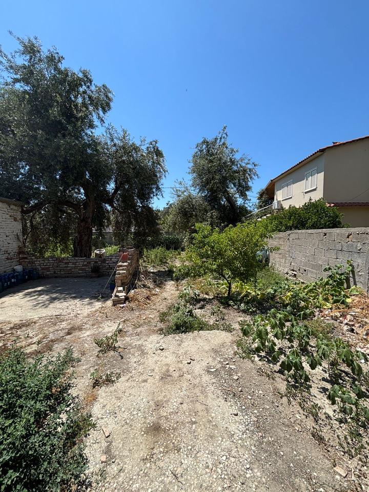 GROUND FLOOR + LAND FOR SALE, ON NEW ROAD!