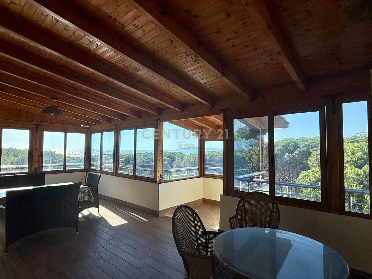 Casa a schiera con vista mare in vendita, Golem - €160.000 | 163,97 m²