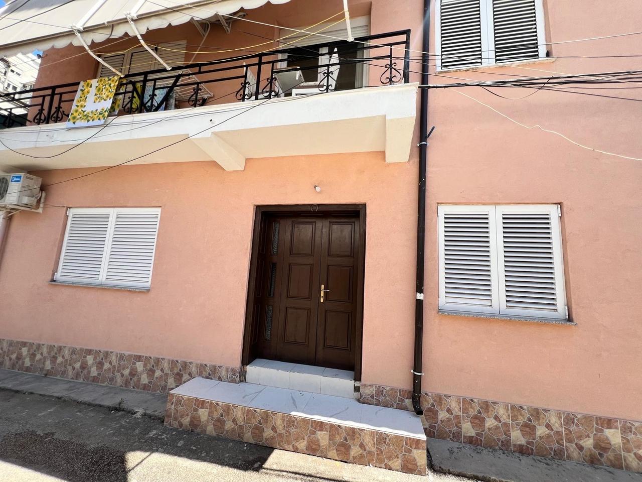 1+1 apartment for rent, first floor – Ali Demi
