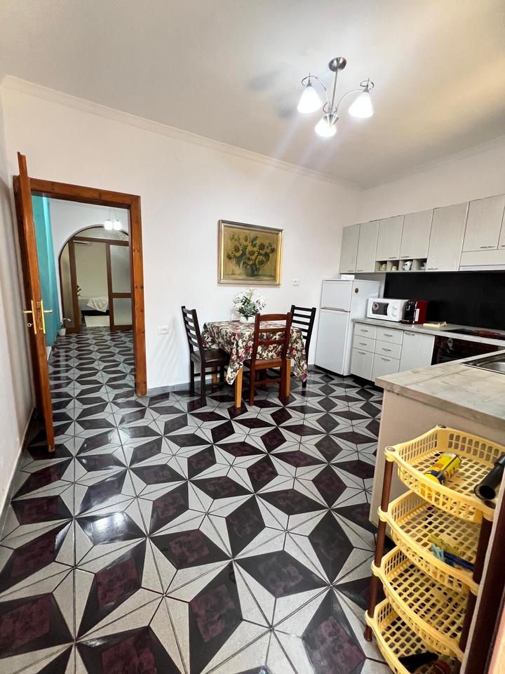 1+1 apartment for rent, first floor – Ali Demi