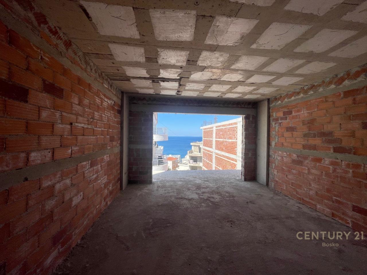 APARTMENT 1+1 FOR SALE, SARANDE
