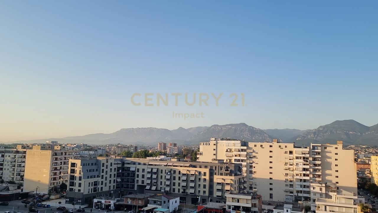Locali Commerciali 1+2 in Vendita ad Astir, Tirana - €600.000,00!