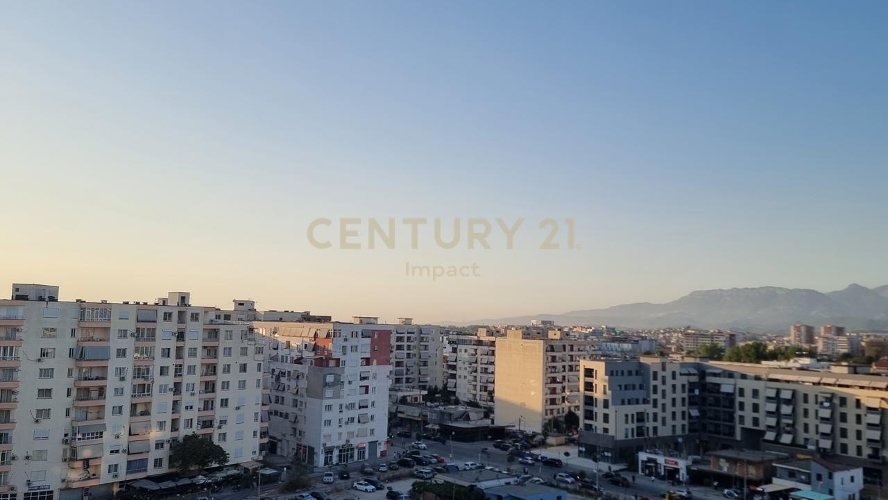 Locali Commerciali 1+2 in Vendita ad Astir, Tirana - €600.000,00!