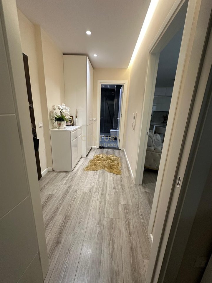 APARTMENT 1+1 FOR SALE NEAR VILA L
