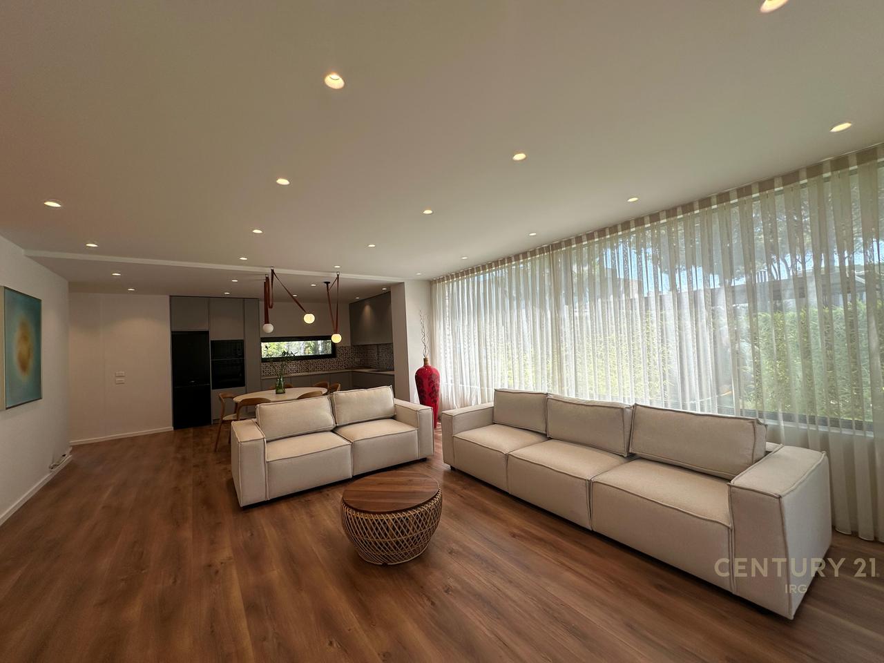 Attached villa with pool for sale in San Pietro Residence!