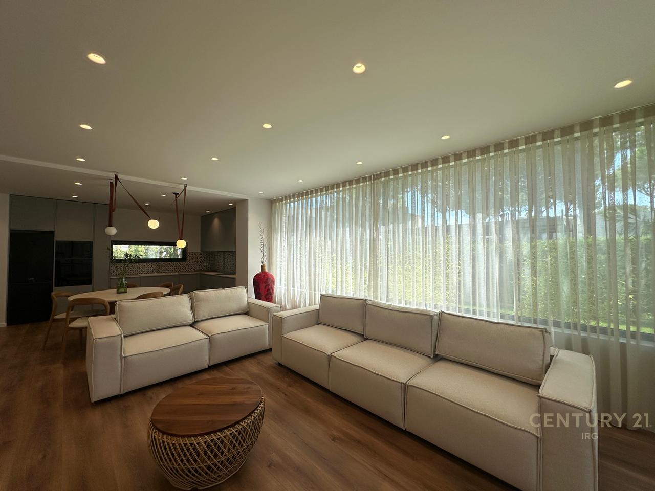 Attached villa with pool for sale in San Pietro Residence!