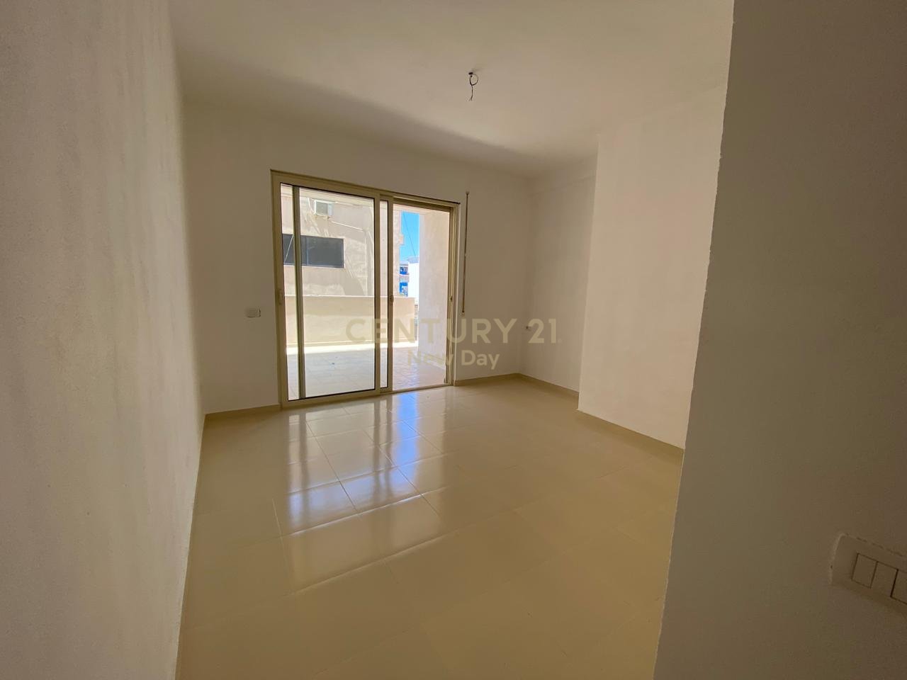 APARTMENT 2+1+2T FOR SALE NEAR FORMER ISH-URT!