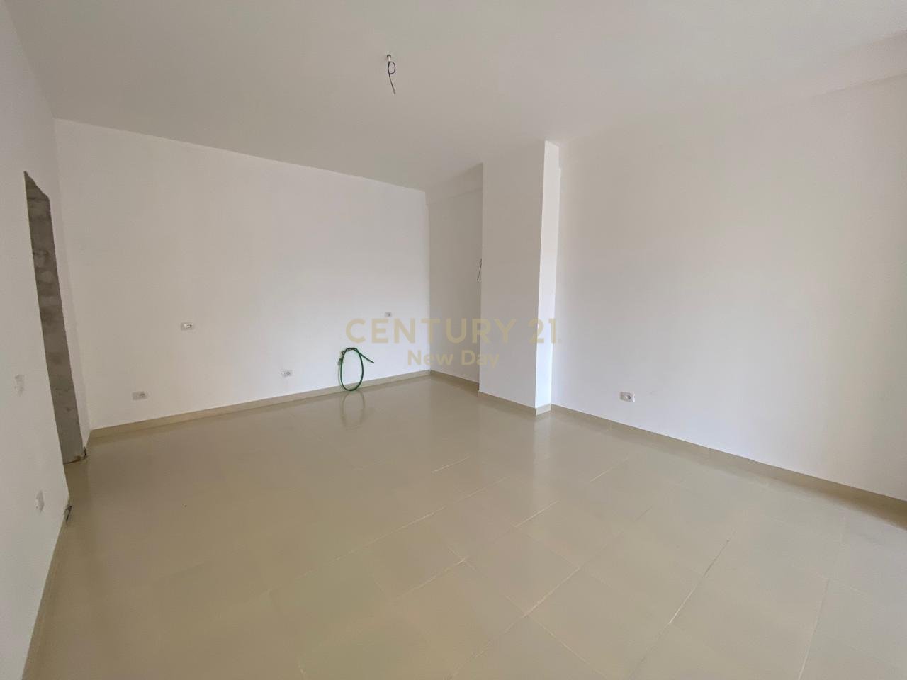 APARTMENT 2+1+2T FOR SALE NEAR FORMER ISH-URT!