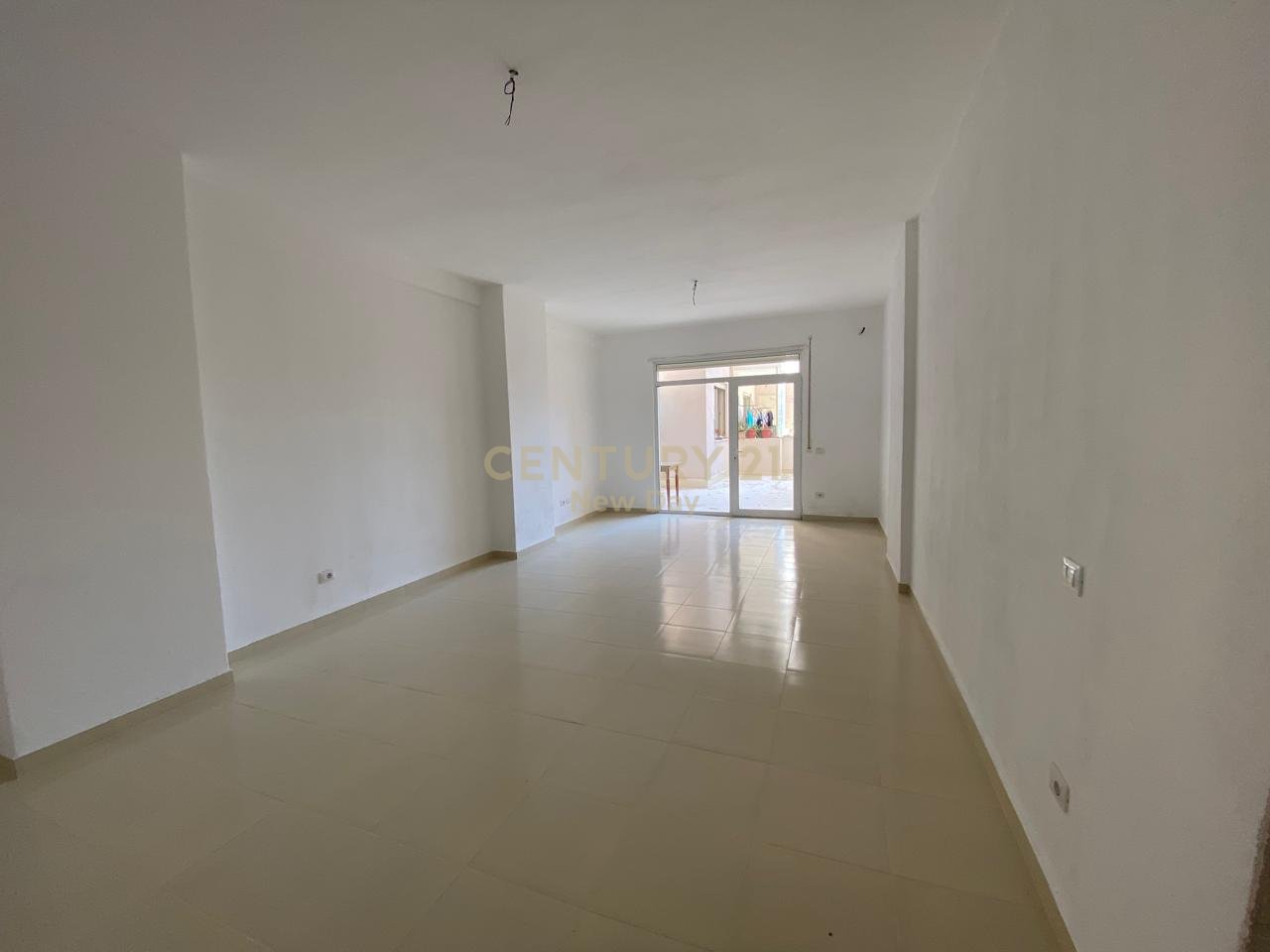 APARTMENT 2+1+2T FOR SALE NEAR FORMER ISH-URT!
