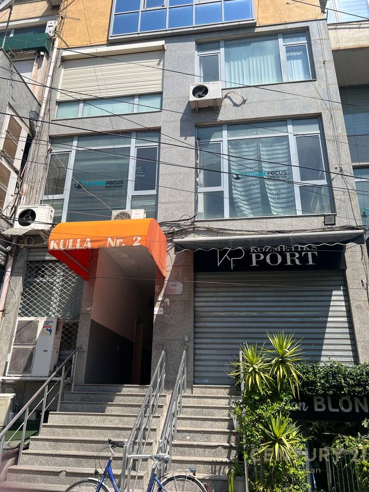 Office Space for Rent in the Center!