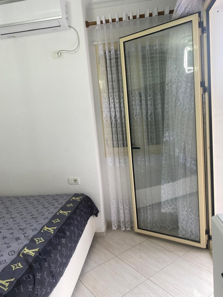 APARTAMENT PER QERA,NE LUNGOMARE!
