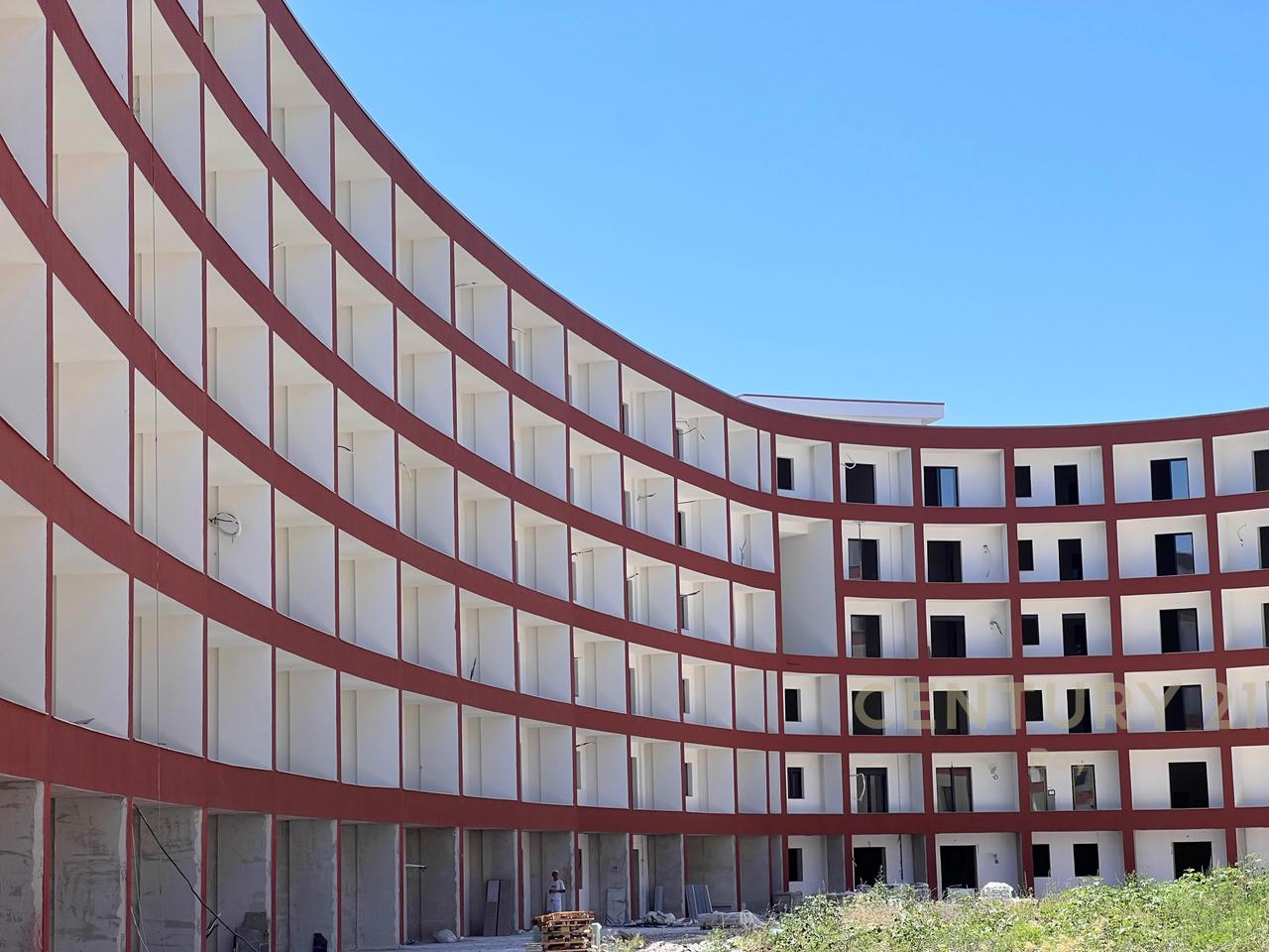 APPARTAMENTO 1+1 CON CORTILE IN VENDITA A EON RESIDENCE, GOLEM!