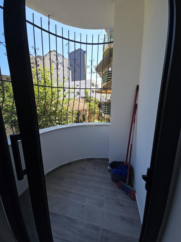 Qira, Apartment 1+1, Zogu i Pare Boulevard