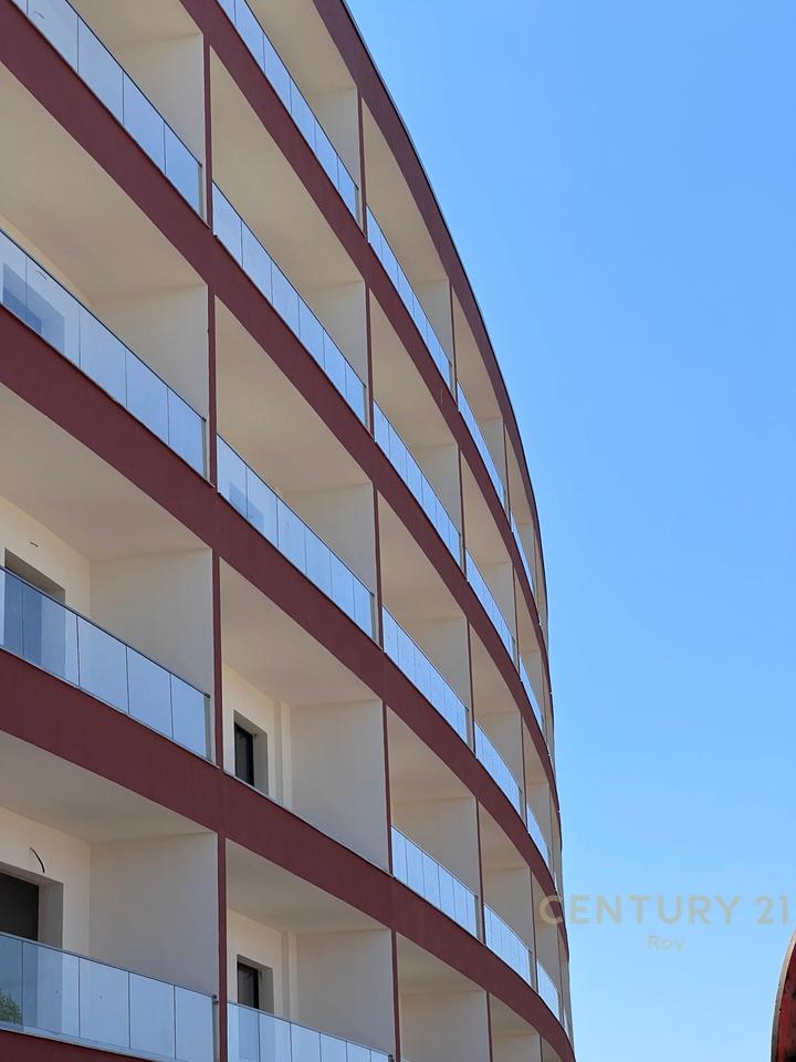APPARTAMENTO 1+1 CON CORTILE IN VENDITA A EON RESIDENCE, GOLEM!