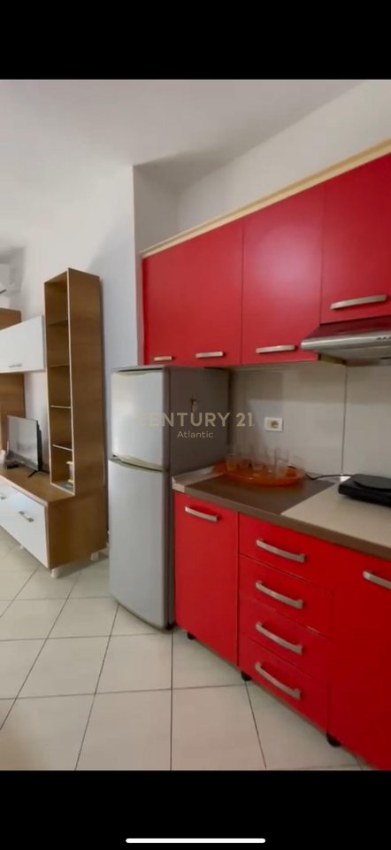 Appartamento 2+1 in Vendita a Spiaggia Rrota e Kuqe, Durazzo - 122.000€ | 92 m²