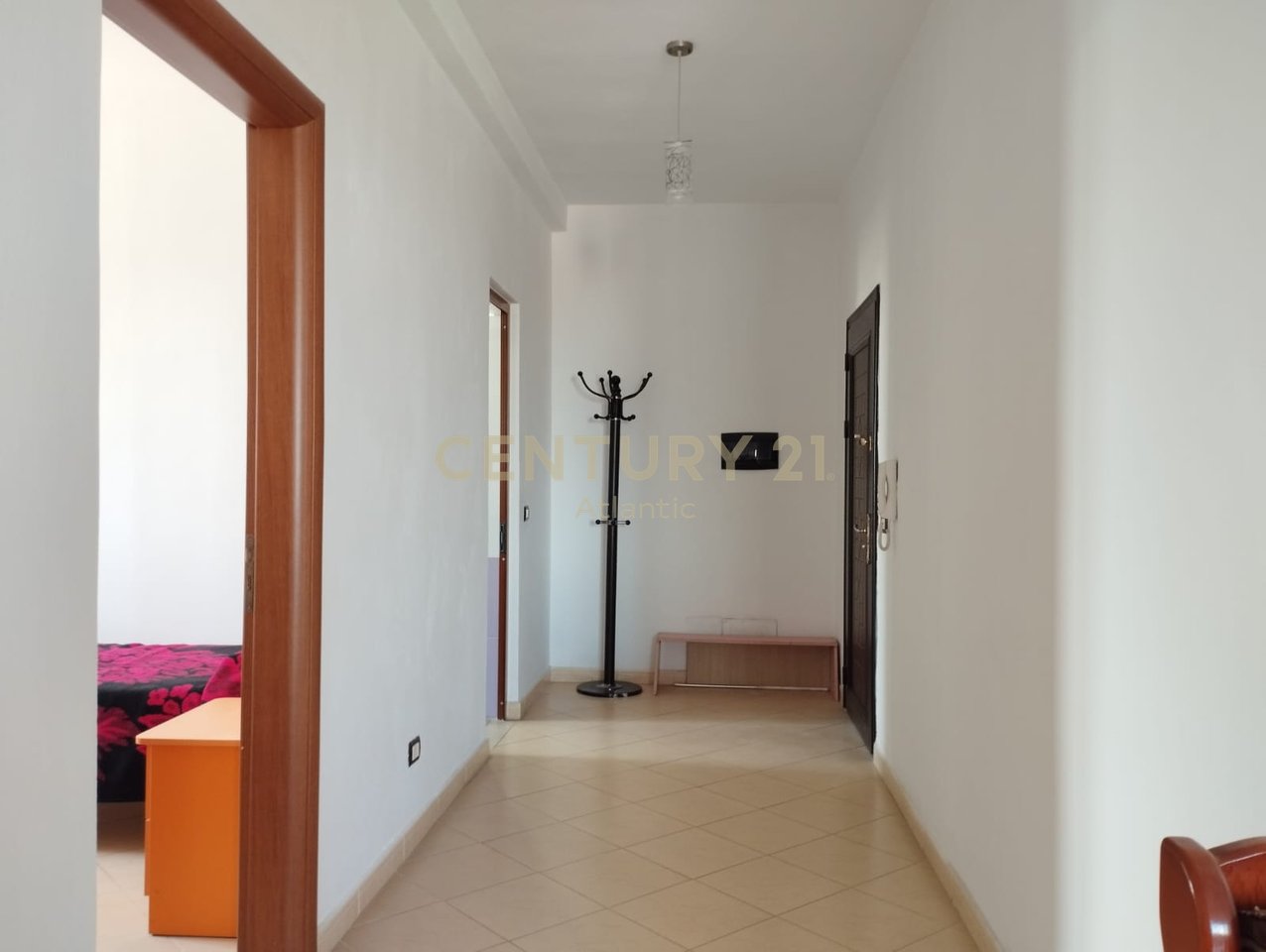 Appartamento 2+1 in Affitto Spiaggia Durrës Vicino Scuola B.Curri - 300€ | 81 m²