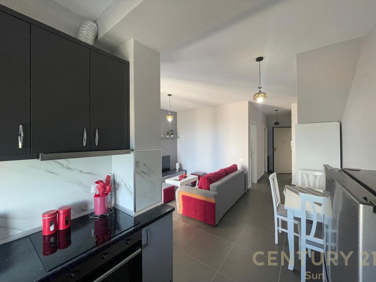 APPARTAMENTO 1+1 IN AFFITTO VICINO AL RISTORANTE GJURMA - VLORE!