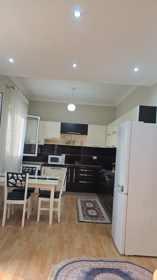 2+1 APARTMENT FOR RENT, AMERICAN VILLAS, TIRANA!