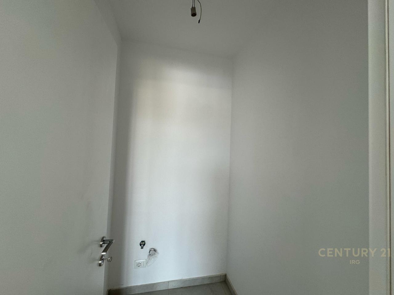 Apartment/ Office 2+1+2 & balcony at Lake View Residence!