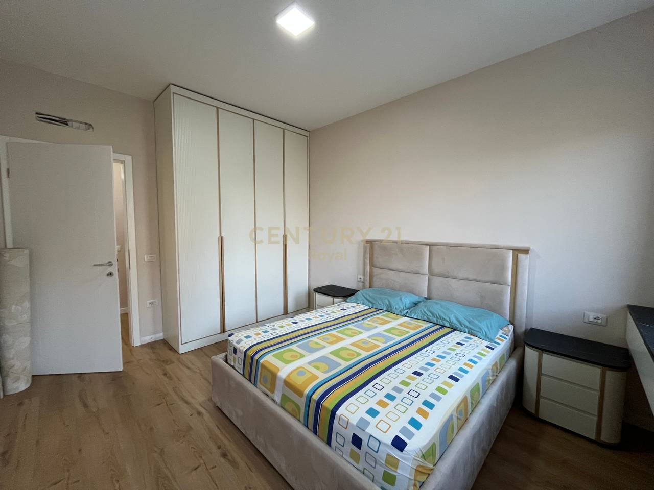 Apartament 2+1+2 në shitje te Liqeni i Thatë, Tiranë - 275000€ | 107.8 m²