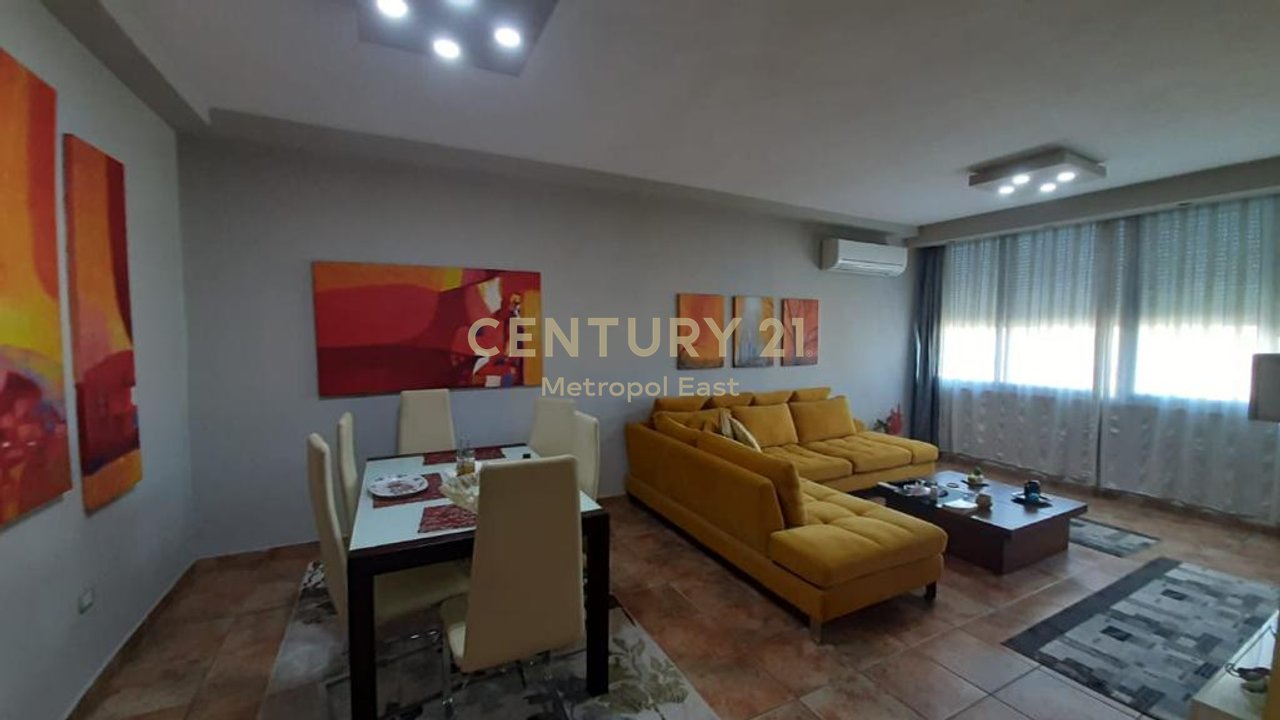 APPARTAMENTO 3+1 IN VENDITA IN VIA DIBRA VICINO A SHIK