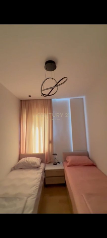 IN VENDITA Appartamento 2+1 – Ingresso del Giardino Zoologico, Tirana 🌳