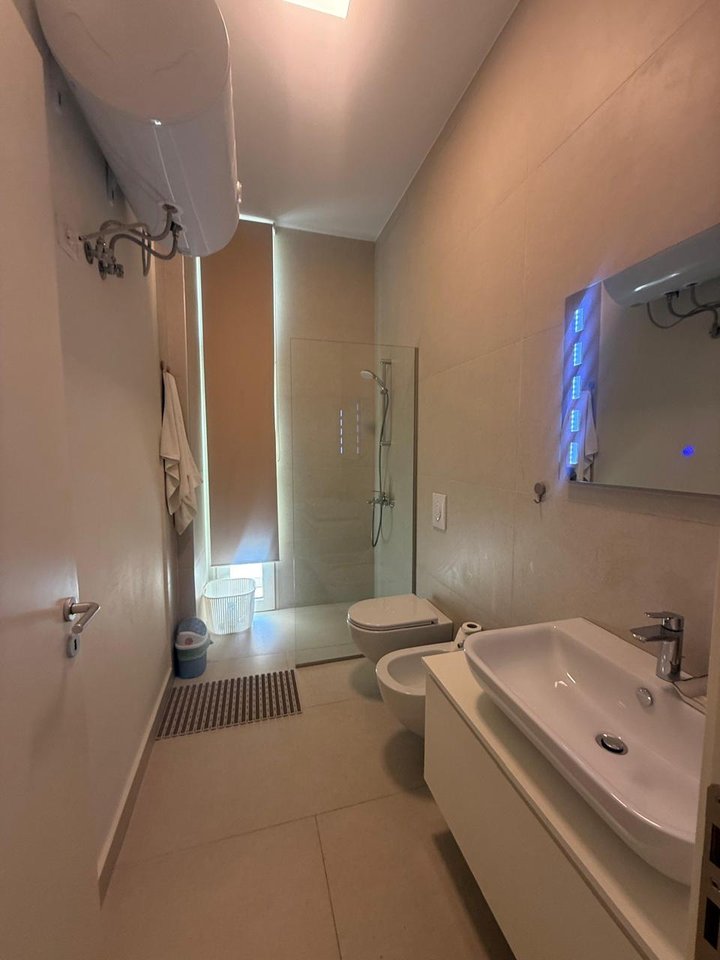 VILLA IN VENDITA, NELLA COSTA VERDE!