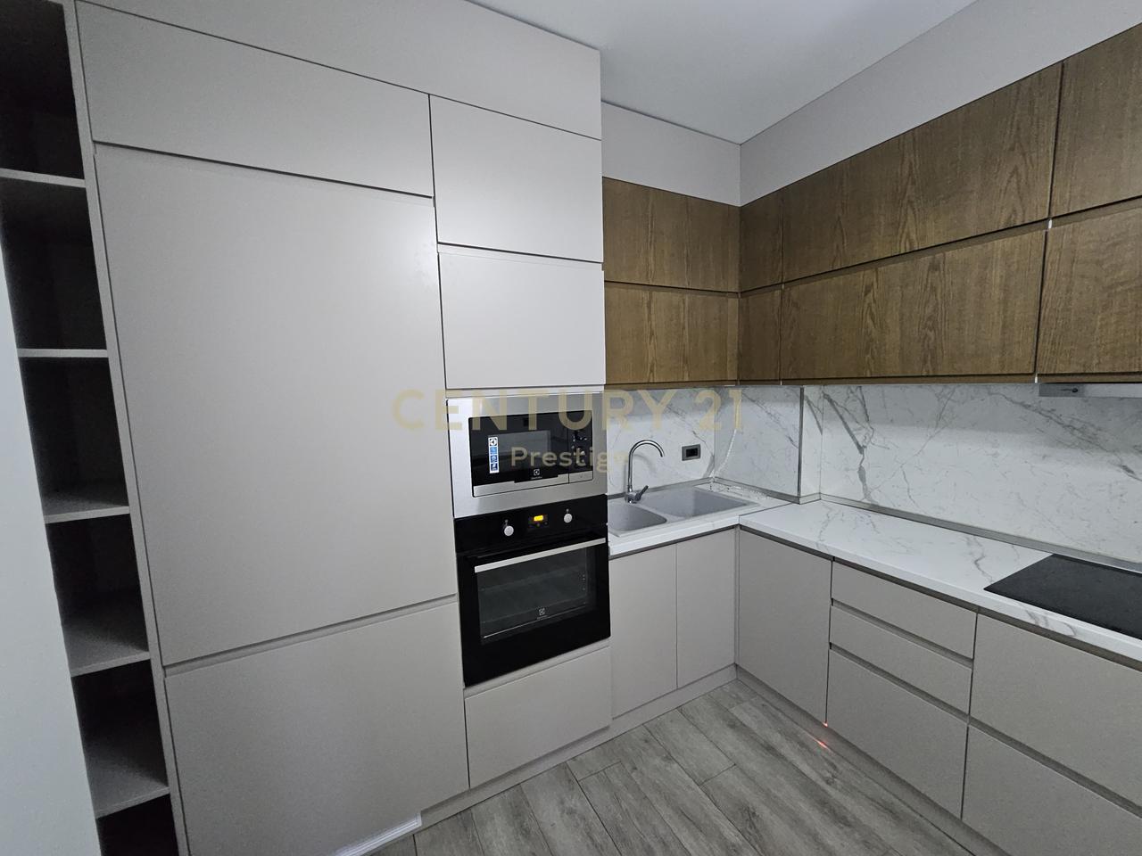 APARTMENT 2+1+2 FOR RENT, ELBASAN STREET, TIRANA!