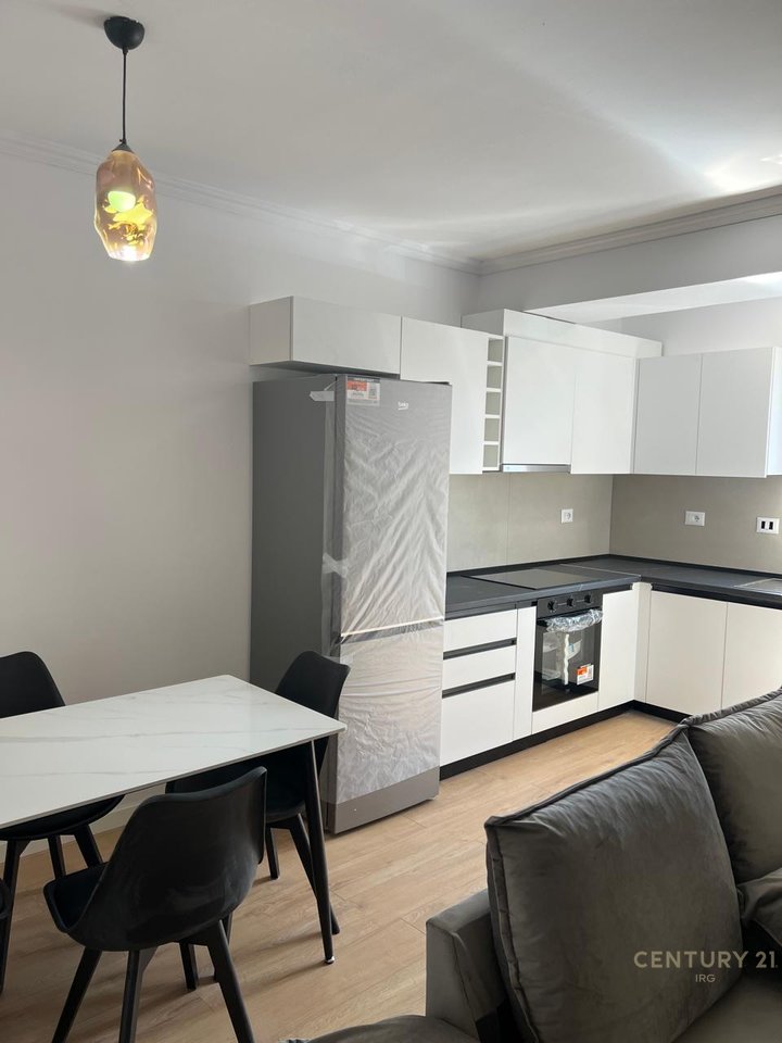 Appartamento 2+1 in affitto su Viale Zogu i Parë, Tirana - 950 mila Lek | 89 m²